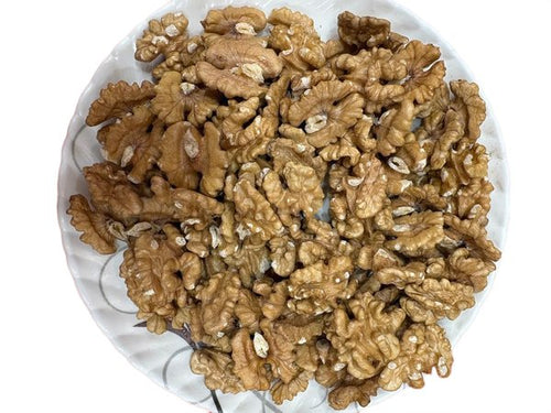 Afghani Akhrot Giri