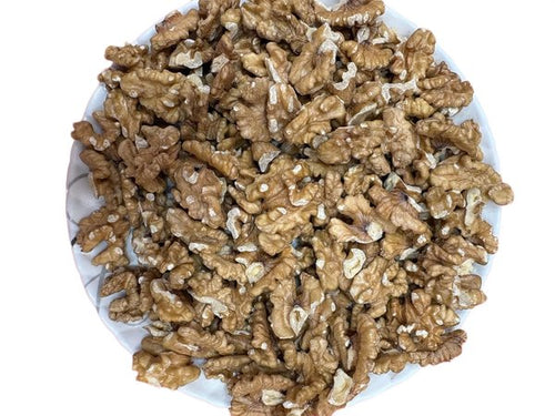 Akhrot Giri